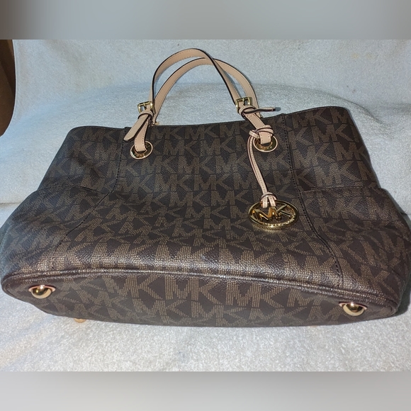 Michael Kors East West Jet Set signature logo tote bag - Picture 7 of 13